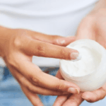 6 Bahan Skincare Berbahaya