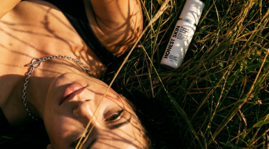 Ilustrasi skincare alami untuk artikel Kembali ke Skincare Alami yang Benar-benar Efektif