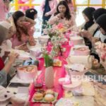 Ilustrasi parfum lokal generasi z untuk artikel Parfum Lokal Generasi Z: Industri Menjawab Ekspresi Diri