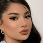 Ilustrasi makeup terlihat tua untuk artikel Makeup terlihat tua: 5 Kesalahan Makeup yang Bikin Terlihat Tua