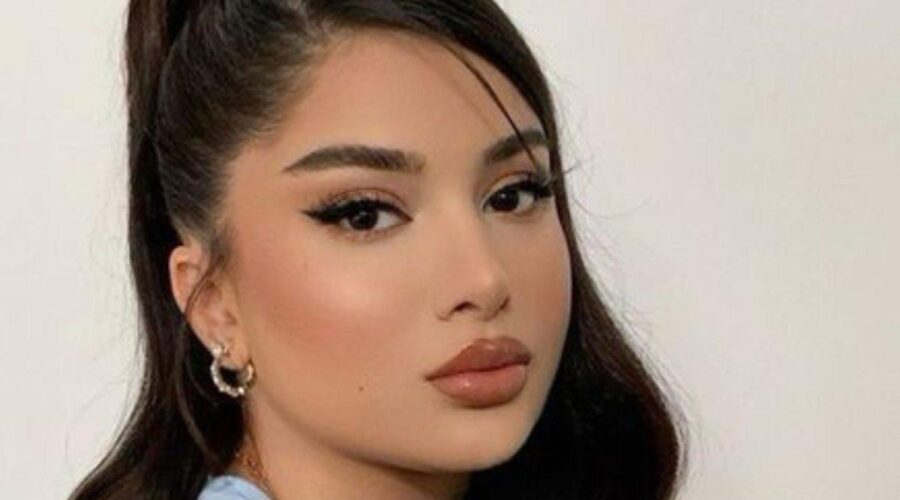 Ilustrasi makeup terlihat tua untuk artikel Makeup terlihat tua: 5 Kesalahan Makeup yang Bikin Terlihat Tua